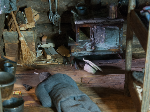 Nutshell Studies - cabin